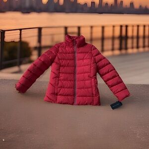 Tommy Hilfiger women's size M quilted full zip puffer jacket. Red. New with tags